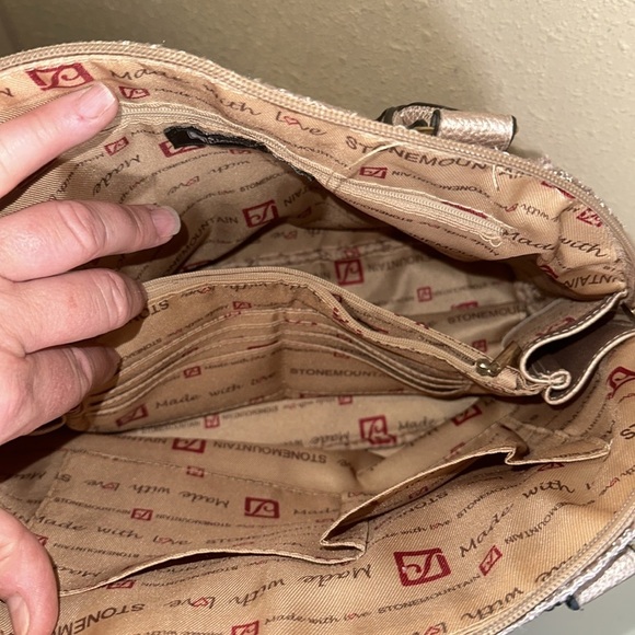 Stone Mountain handbag - Picture 7 of 7